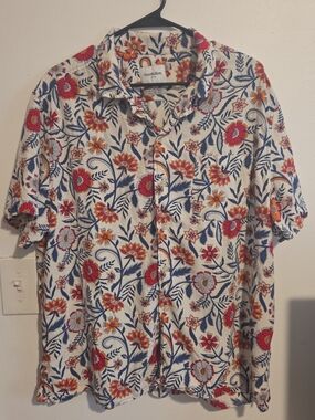 Men's White Floral Button-Up Shirt with Red, Yellow, and Navy Print
